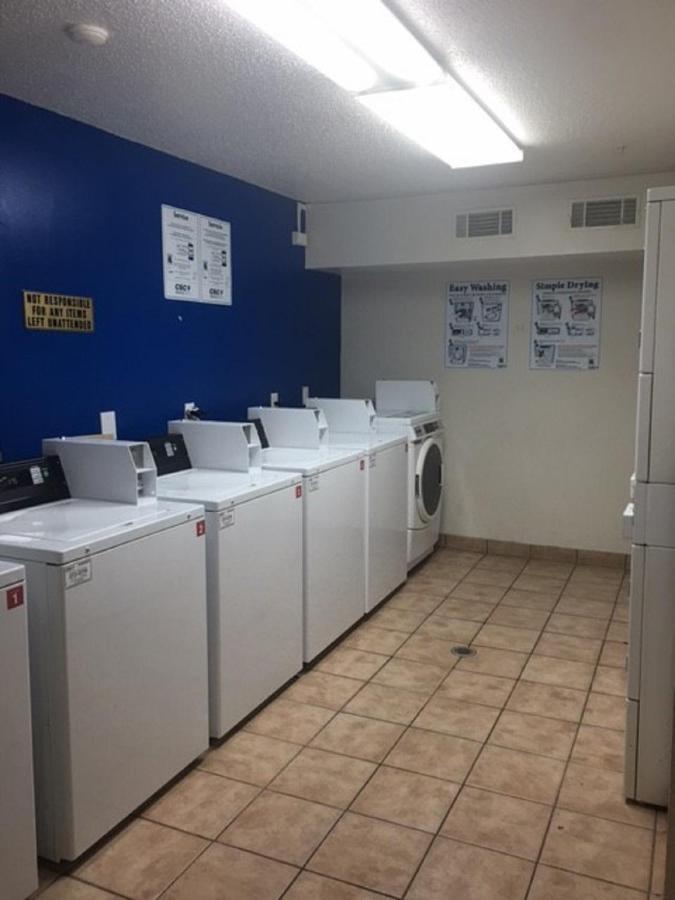 Intown Suites Extended Stay Marietta Ga - Roswell Rd エクステリア 写真